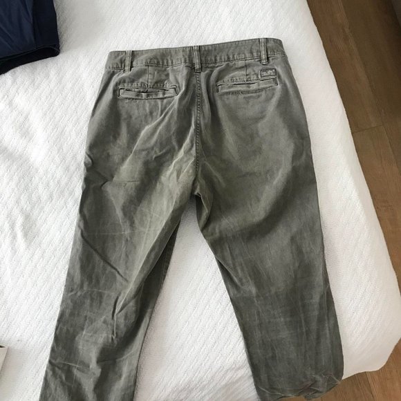 Voyager High-Rise Chino Slim Pants - Picture 5 of 11